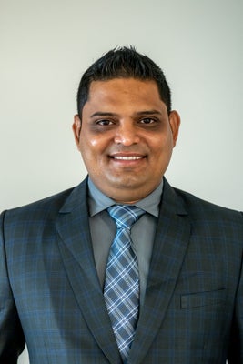 Portrait of Richi Patel, Associate.